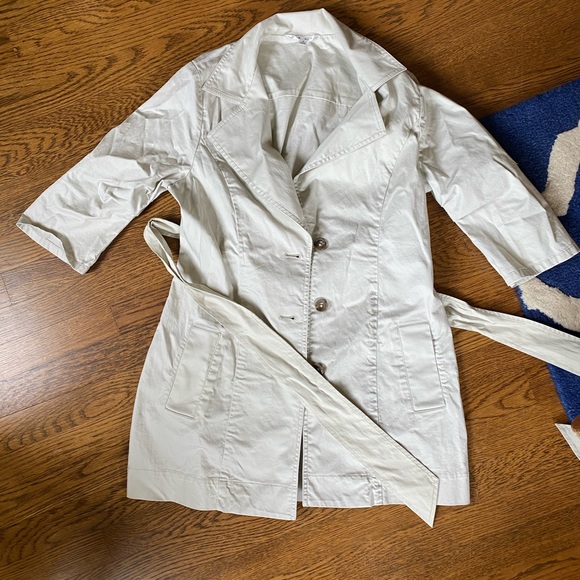Cabi Trench coat - Picture 1 of 2